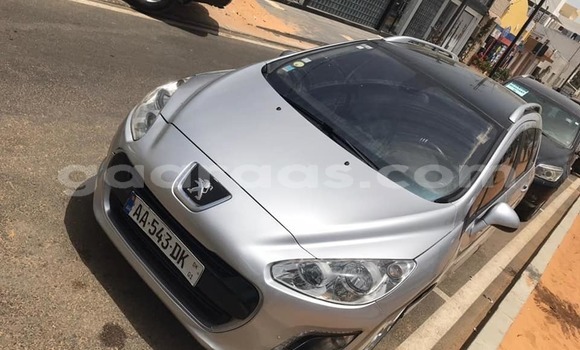 Dieundeu Occasion Peugeot 308 Silver Auto in Dakar in Dakar Dieundeu Occasion Peugeot 308 Silver Auto in Dakar in Dakar