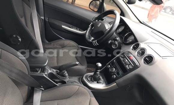 Dieundeu Occasion Peugeot 308 Silver Auto in Dakar in Dakar Dieundeu Occasion Peugeot 308 Silver Auto in Dakar in Dakar