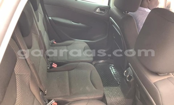 Dieundeu Occasion Peugeot 308 Silver Auto in Dakar in Dakar Dieundeu Occasion Peugeot 308 Silver Auto in Dakar in Dakar