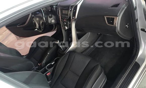 Dieundeu Occasion Hyundai i30 Silver Auto in Dakar in Dakar Dieundeu Occasion Hyundai i30 Silver Auto in Dakar in Dakar