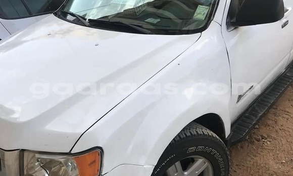 Acheter Occasion Voiture Ford Escape Blanc à Dakar, Dakar