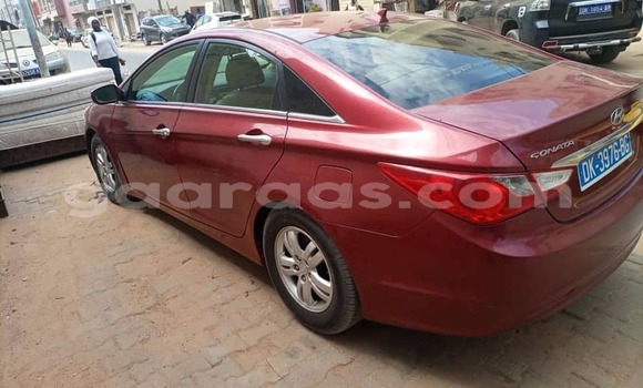 Dieundeu Occasion Hyundai Sonata Red Auto in Dakar in Dakar Dieundeu Occasion Hyundai Sonata Red Auto in Dakar in Dakar
