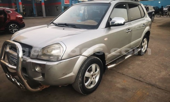 Buy Used Hyundai Tucson Beige Car in Dakar in Dakar Buy Used Hyundai Tucson Beige Car in Dakar in Dakar