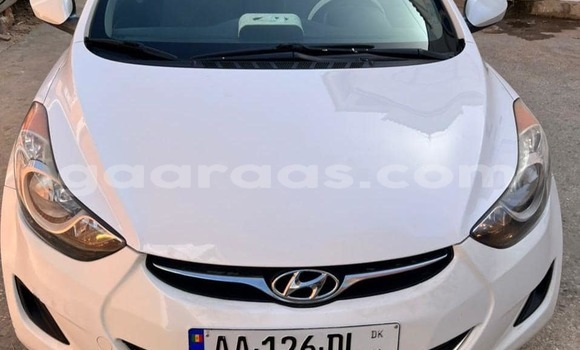 Acheter Occasion Voiture Hyundai Elantra Blanc à Dakar, Dakar Acheter Occasion Voiture Hyundai Elantra Blanc à Dakar, Dakar