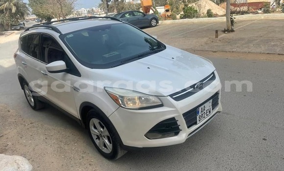 Acheter Occasion Voiture Ford Escape Blanc à Dakar, Dakar Acheter Occasion Voiture Ford Escape Blanc à Dakar, Dakar