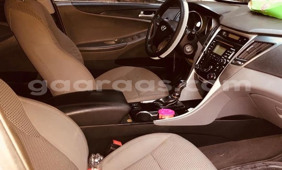 Buy Used Hyundai Sonata Silver Car in Dakar in Dakar Buy Used Hyundai Sonata Silver Car in Dakar in Dakar