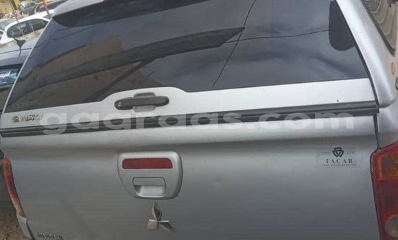 Buy Used Mitsubishi L200 Silver Car in Dakar in Dakar Buy Used Mitsubishi L200 Silver Car in Dakar in Dakar