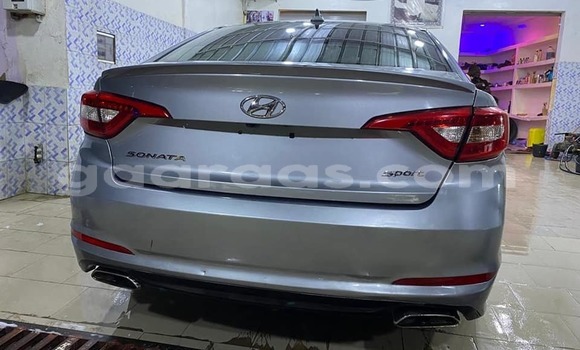 Buy Used Hyundai Sonata Blue Car in Dakar in Dakar Buy Used Hyundai Sonata Blue Car in Dakar in Dakar