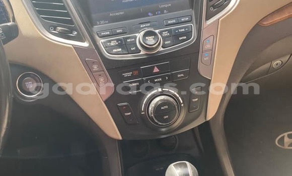 Acheter Occasion Voiture Hyundai Santa Fe Blanc à Dakar, Dakar Acheter Occasion Voiture Hyundai Santa Fe Blanc à Dakar, Dakar