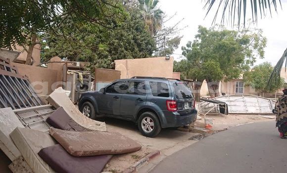 Dieundeu Occasion Ford Escape Blue Auto in Dakar in Dakar Dieundeu Occasion Ford Escape Blue Auto in Dakar in Dakar