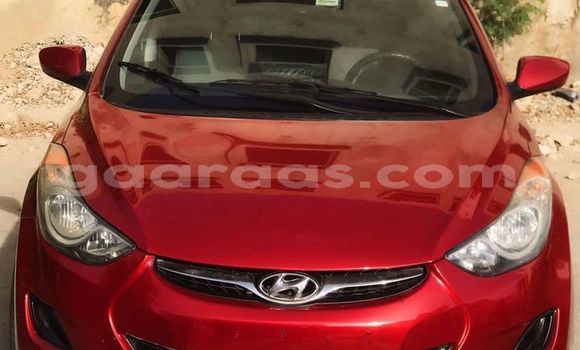 Dieundeu Occasion Hyundai Elantra Red Auto in Dakar in Dakar