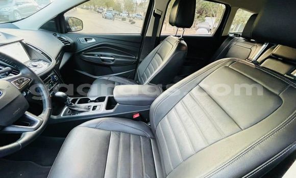 Dieundeu Occasion Ford Escape Black Auto in Dakar in Dakar Dieundeu Occasion Ford Escape Black Auto in Dakar in Dakar