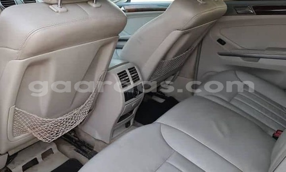 Buy Used Mercedes‒Benz ML–Class Blue Car in Dakar in Dakar Buy Used Mercedes‒Benz ML–Class Blue Car in Dakar in Dakar