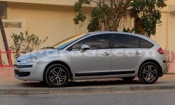 Buy Used Citroen C4 Silver Car in Dakar in Dakar Buy Used Citroen C4 Silver Car in Dakar in Dakar