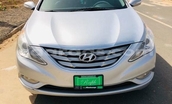 Dieundeu Occasion Hyundai Sonata Silver Auto in Dakar in Dakar Dieundeu Occasion Hyundai Sonata Silver Auto in Dakar in Dakar