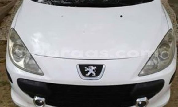Acheter Occasion Voiture Peugeot 306 Blanc à Fatick, Fatick Acheter Occasion Voiture Peugeot 306 Blanc à Fatick, Fatick