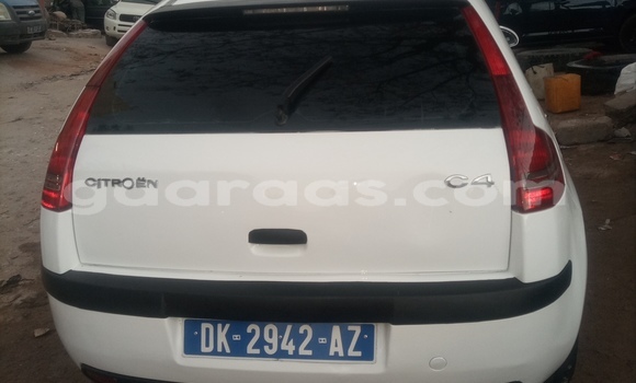 Acheter Occasion Voiture Citroen C4 Blanc à Dakar, Dakar Acheter Occasion Voiture Citroen C4 Blanc à Dakar, Dakar