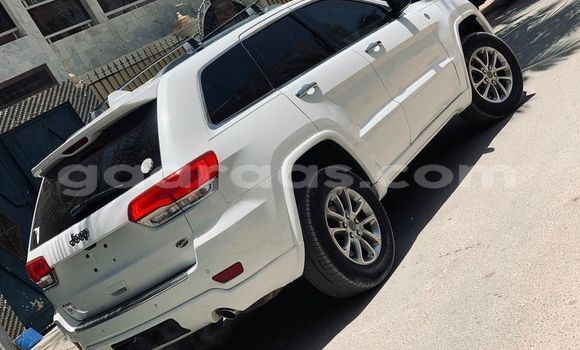 Buy Used Jeep Grand Cherokee White Car in Dakar in Dakar Buy Used Jeep Grand Cherokee White Car in Dakar in Dakar