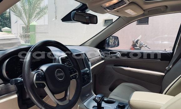 Buy Used Jeep Grand Cherokee White Car in Dakar in Dakar Buy Used Jeep Grand Cherokee White Car in Dakar in Dakar