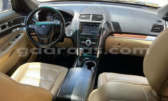 Acheter Occasion Voiture Ford Explorer Noir à Dakar, Dakar Acheter Occasion Voiture Ford Explorer Noir à Dakar, Dakar