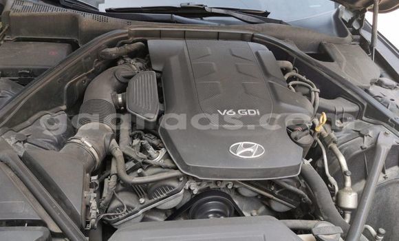 Buy Used Hyundai Genesis Black Car in Dakar in Dakar Buy Used Hyundai Genesis Black Car in Dakar in Dakar