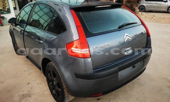 Buy Used Citroen C4 Blue Car in Dakar in Dakar Buy Used Citroen C4 Blue Car in Dakar in Dakar