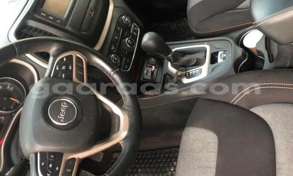 Acheter Occasion Voiture Jeep Cherokee Blanc à Dakar, Dakar Acheter Occasion Voiture Jeep Cherokee Blanc à Dakar, Dakar