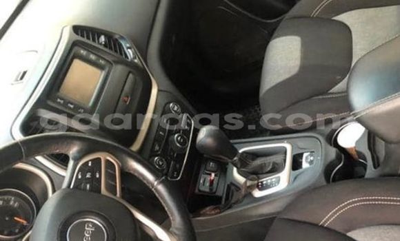 Acheter Occasion Voiture Jeep Cherokee Blanc à Dakar, Dakar Acheter Occasion Voiture Jeep Cherokee Blanc à Dakar, Dakar