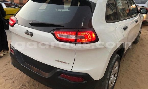 Acheter Occasion Voiture Jeep Cherokee Blanc à Dakar, Dakar Acheter Occasion Voiture Jeep Cherokee Blanc à Dakar, Dakar