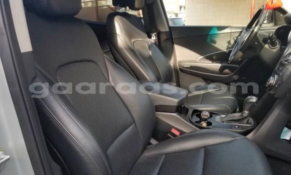 Acheter Occasion Voiture Hyundai Santa Fe Gris à Dakar, Dakar Acheter Occasion Voiture Hyundai Santa Fe Gris à Dakar, Dakar