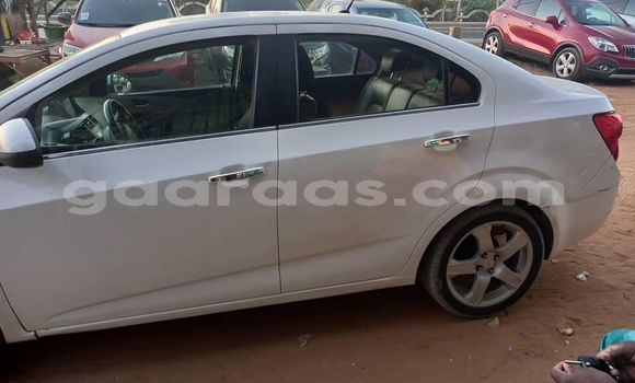 Acheter Occasion Voiture Chevrolet Sonic Blanc à Dakar, Dakar Acheter Occasion Voiture Chevrolet Sonic Blanc à Dakar, Dakar