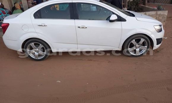 Acheter Occasion Voiture Chevrolet Sonic Blanc à Dakar, Dakar Acheter Occasion Voiture Chevrolet Sonic Blanc à Dakar, Dakar