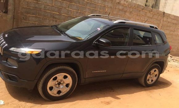 Acheter Occasion Voiture Jeep Cherokee Noir à Dakar, Dakar Acheter Occasion Voiture Jeep Cherokee Noir à Dakar, Dakar