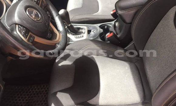 Acheter Occasion Voiture Jeep Cherokee Noir à Dakar, Dakar Acheter Occasion Voiture Jeep Cherokee Noir à Dakar, Dakar