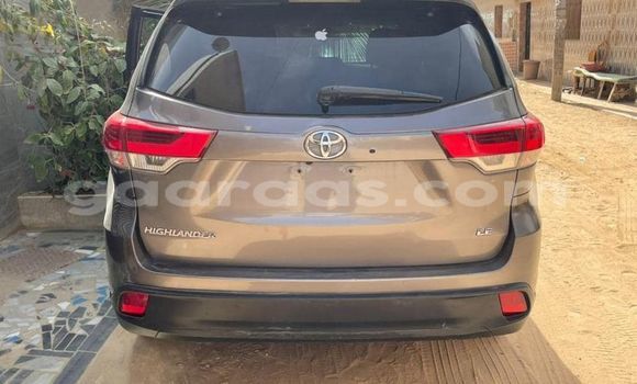 Acheter Occasion Voiture Toyota Highlander Autre à Dakar, Dakar Acheter Occasion Voiture Toyota Highlander Autre à Dakar, Dakar