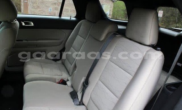 Acheter Occasion Voiture Ford Explorer Blanc à Dakar, Dakar Acheter Occasion Voiture Ford Explorer Blanc à Dakar, Dakar