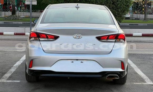 Buy Used Hyundai Sonata Silver Car in Dakar in Dakar Buy Used Hyundai Sonata Silver Car in Dakar in Dakar