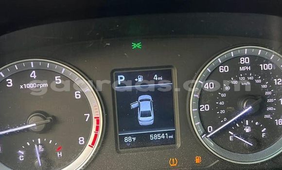 Buy Used Hyundai Sonata Silver Car in Dakar in Dakar Buy Used Hyundai Sonata Silver Car in Dakar in Dakar