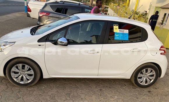 Acheter Occasion Voiture Peugeot 208 Blanc à Dakar, Dakar