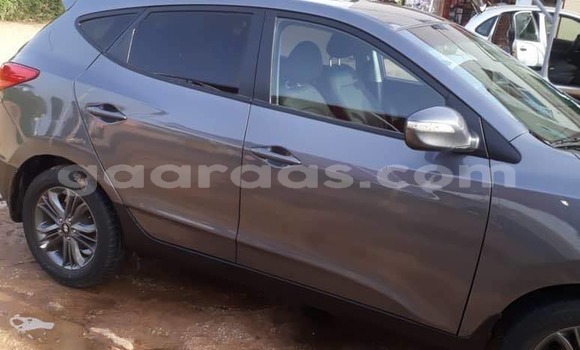 Buy Used Hyundai ix35 Silver Car in Dakar in Dakar Buy Used Hyundai ix35 Silver Car in Dakar in Dakar