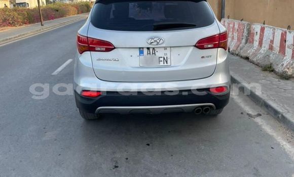 Buy Used Hyundai Santa Fe Silver Car in Dakar in Dakar Buy Used Hyundai Santa Fe Silver Car in Dakar in Dakar