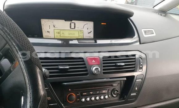 Buy Used Citroen C4 Blue Car in Dakar in Dakar Buy Used Citroen C4 Blue Car in Dakar in Dakar