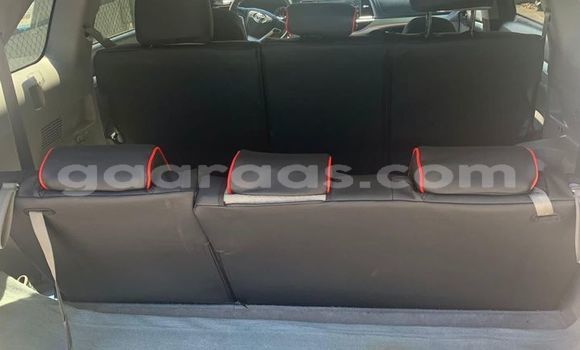 Buy Used Toyota Highlander Silver Car in Dakar in Dakar Buy Used Toyota Highlander Silver Car in Dakar in Dakar