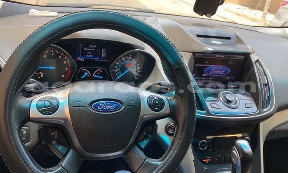 Buy Used Ford Escape Red Car in Dakar in Dakar Buy Used Ford Escape Red Car in Dakar in Dakar