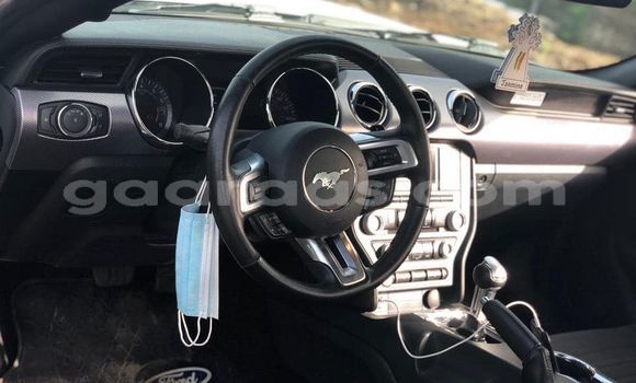 Buy Used Ford Mustang White Car in Dakar in Dakar Buy Used Ford Mustang White Car in Dakar in Dakar