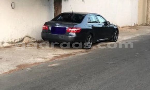 Buy Used Mercedes‒Benz E–Class Black Car in Dakar in Dakar Buy Used Mercedes‒Benz E–Class Black Car in Dakar in Dakar