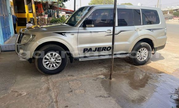 Acheter Occasion Voiture Mitsubishi Pajero Gris à Dakar, Dakar Acheter Occasion Voiture Mitsubishi Pajero Gris à Dakar, Dakar