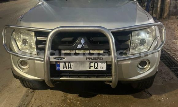 Buy Used Mitsubishi Pajero Silver Car in Dakar in Dakar Buy Used Mitsubishi Pajero Silver Car in Dakar in Dakar