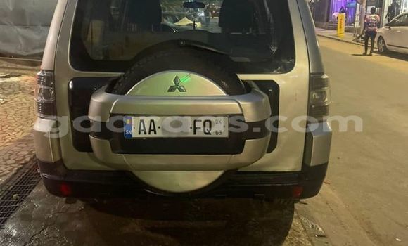 Buy Used Mitsubishi Pajero Silver Car in Dakar in Dakar Buy Used Mitsubishi Pajero Silver Car in Dakar in Dakar