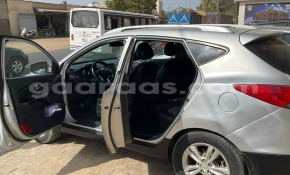 Buy Used Hyundai ix35 Silver Car in Dakar in Dakar Buy Used Hyundai ix35 Silver Car in Dakar in Dakar